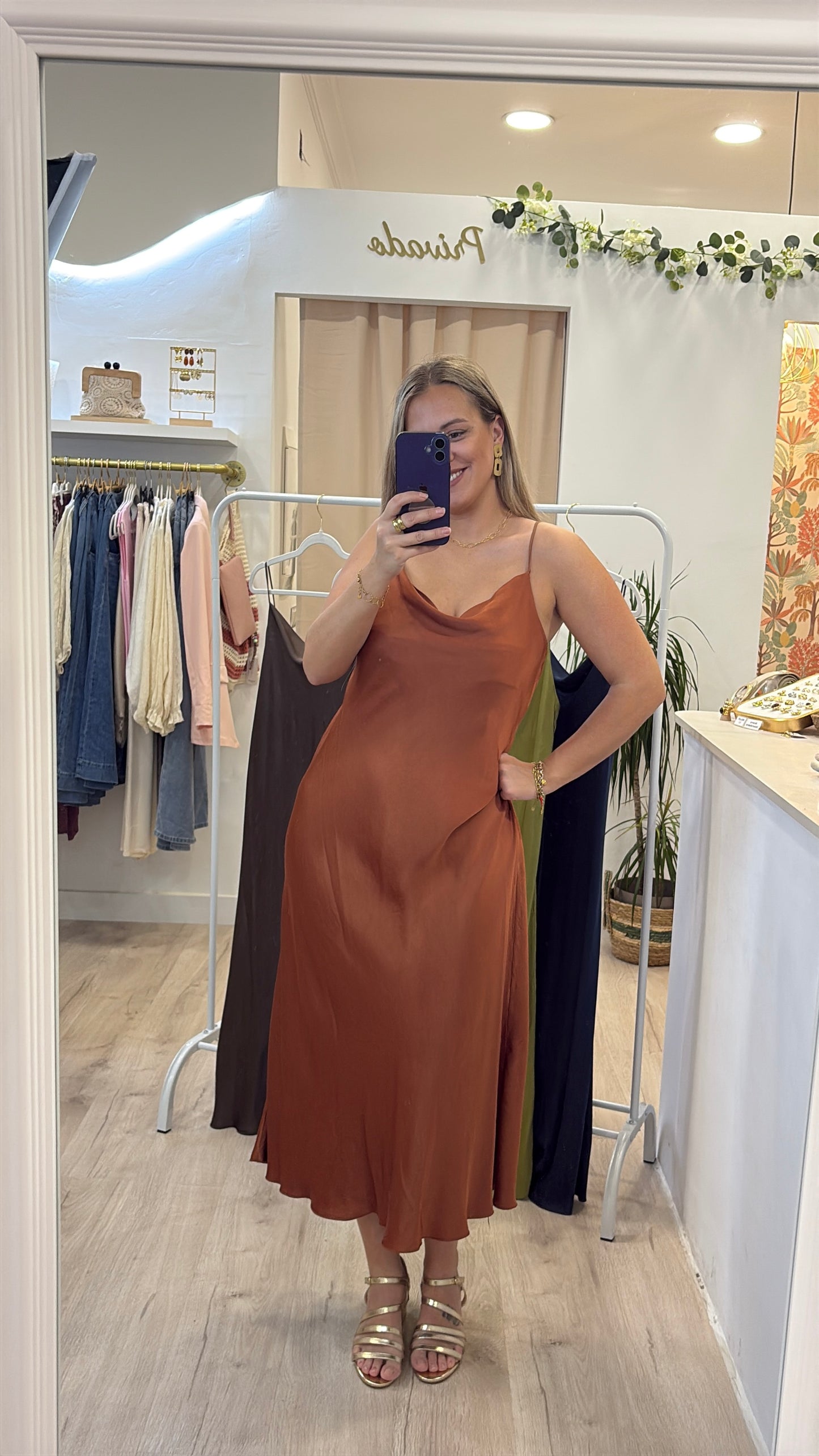 Vestido Básico Fluido Satén Colores