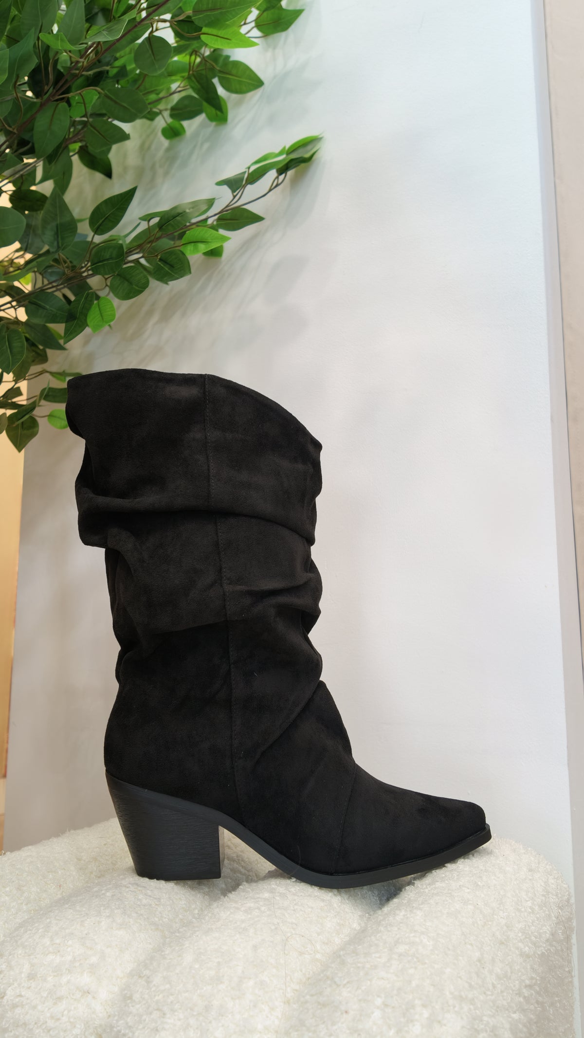 Botín Tacón Slouchy Negro