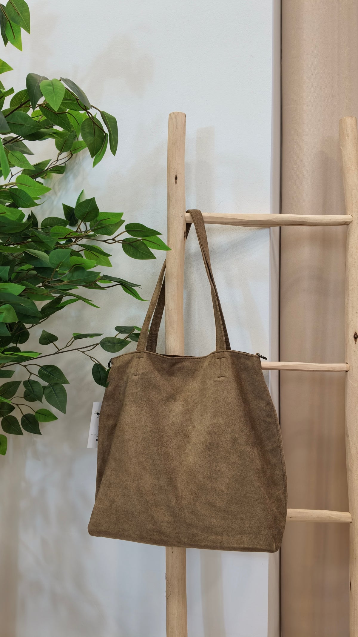 Shopper Animal Print Camel