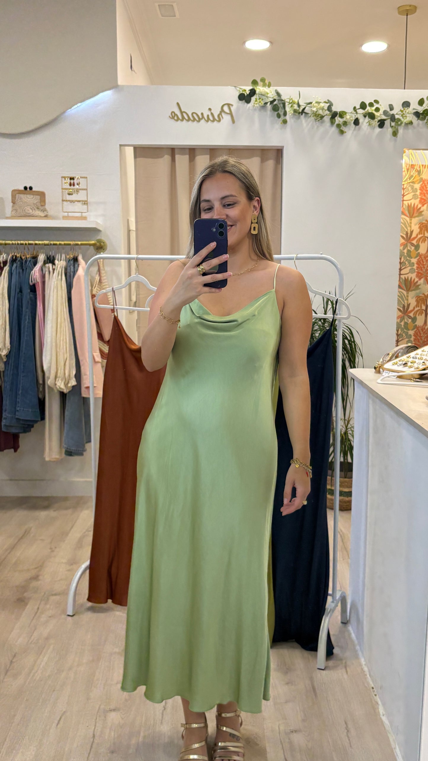 Vestido Básico Fluido Satén Colores