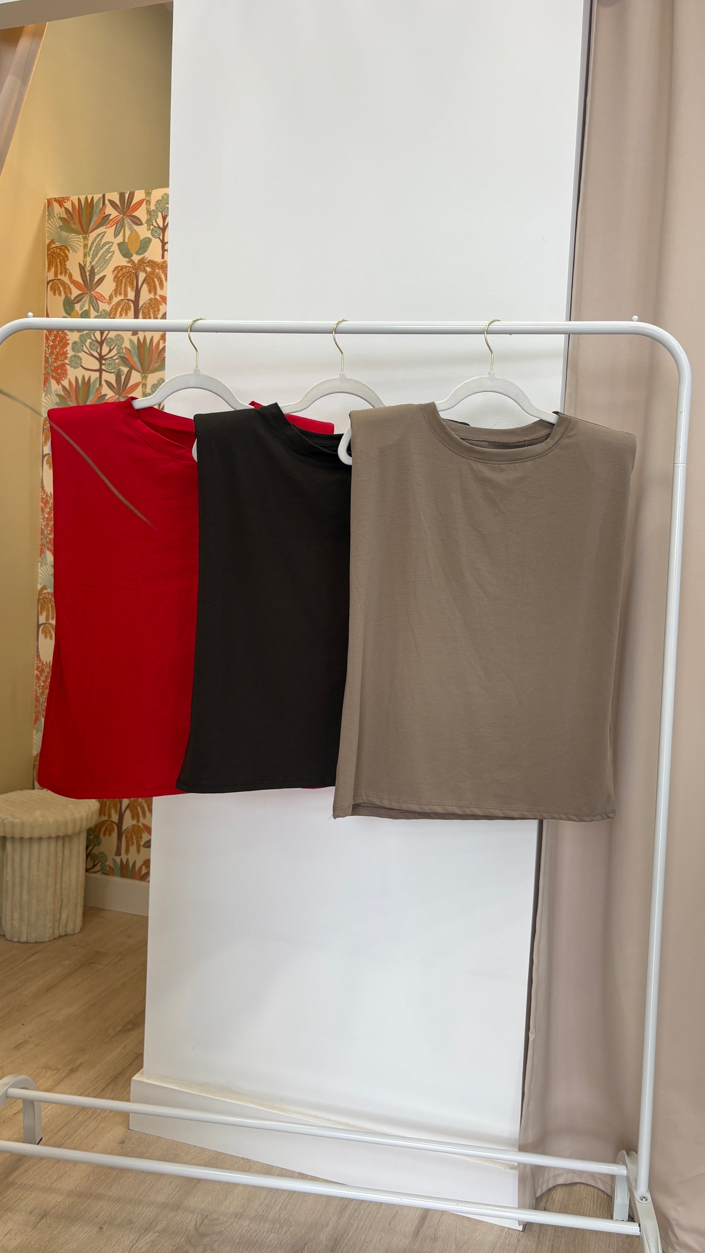 Camiseta Hombreras