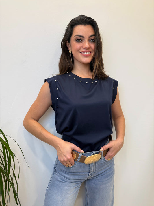 Camiseta Básica Tachas